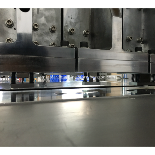 Full Auto Irregular Smart Card Punching Machine